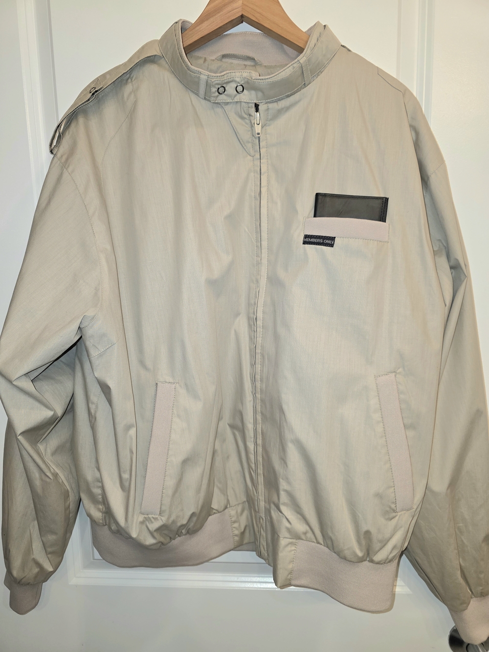 VINTAGE GRAIL! Members Only Iconic Racer Jacket - Men's XL - Classic Tan